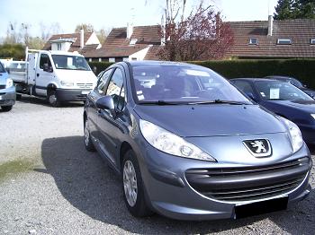 PEUGEOT 207 - 207 1.4 HDI 70CH EXECUTIVE